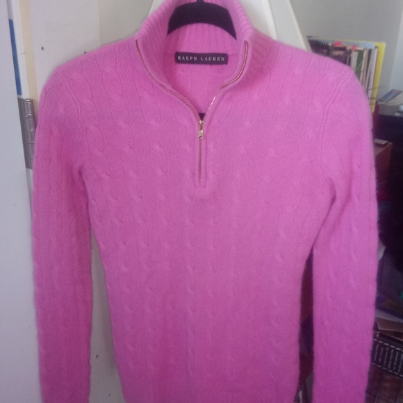 Ralph Lauren Black Label Sweaters - LIKE NEW Pink Cashmere Ralph Lauren Sweater!